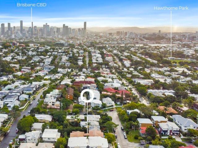 EASY LIVING IN THE HEART OF MORNINGSIDE