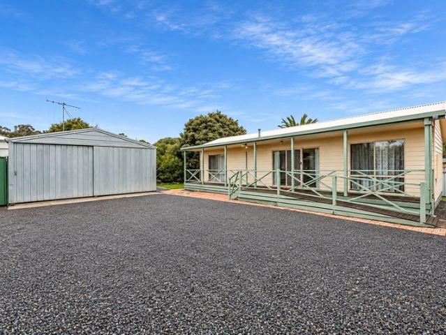 Easy Living in a Convenient East Bendigo Setting