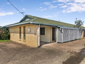 Easy living, in a convenient location