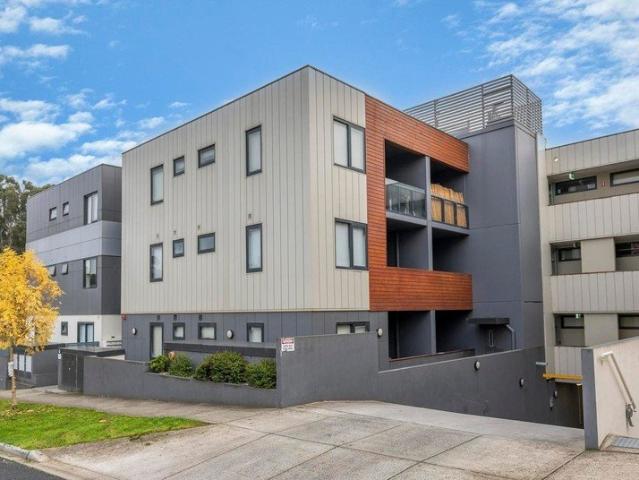 Easy Living In A Convenient Location