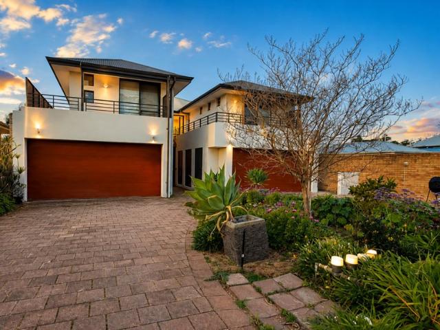 Easy Living in a Great Kensington Location