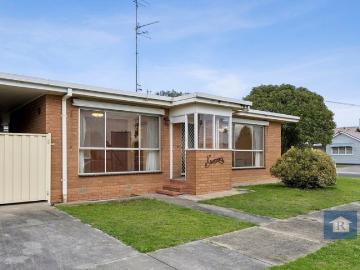 Easy Living in a Handy Location
