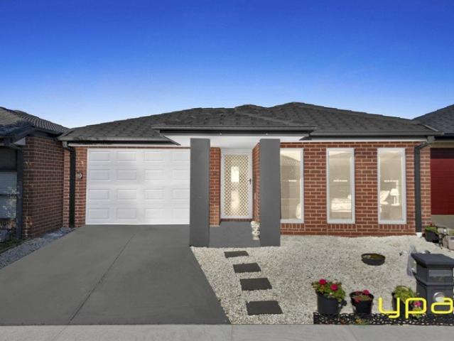 EASY LIVING IN A LOCATION YOU'LL LOVE