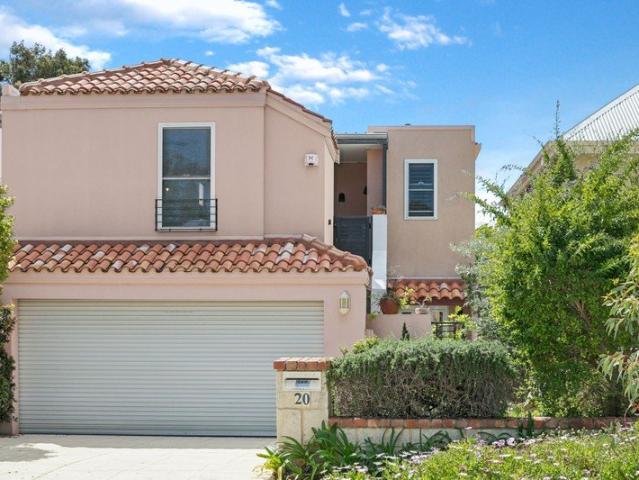 Easy Living in a Peaceful Cottesloe Setting