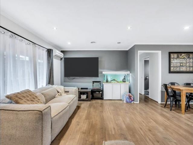 Easy Living in a Prime Cranbourne Pocket