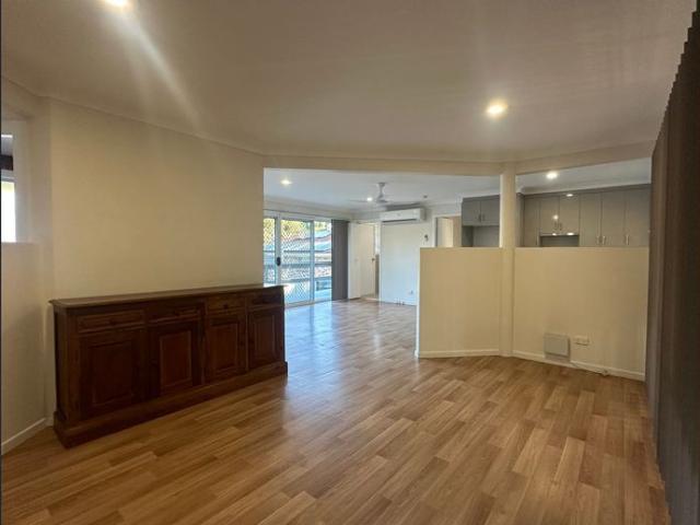 Easy Living in a Prime Korora Location