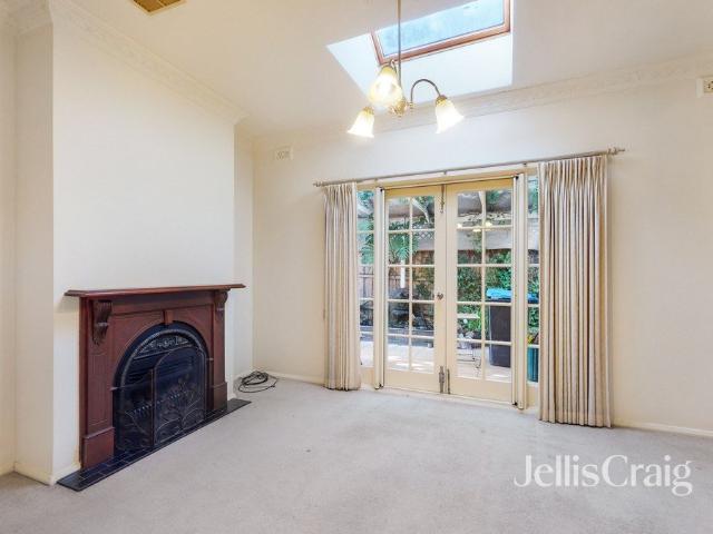 Easy Living in Desirable Toorak Location
