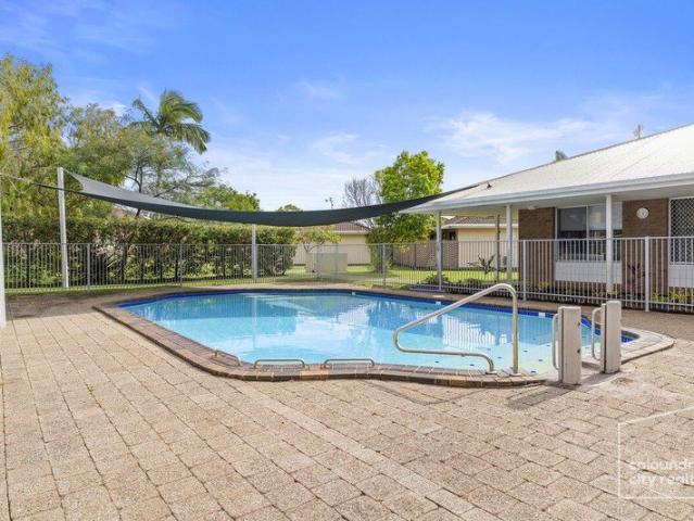 EASY LIVING IN QUIET COMPLEX