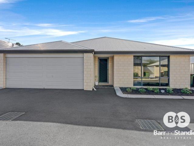 Easy Living. Low Maintenance. Great Location