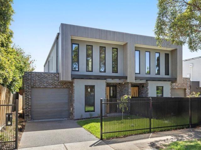 Easy Living Luxe in the Landcox Park Precinct A MUST INSPECT!