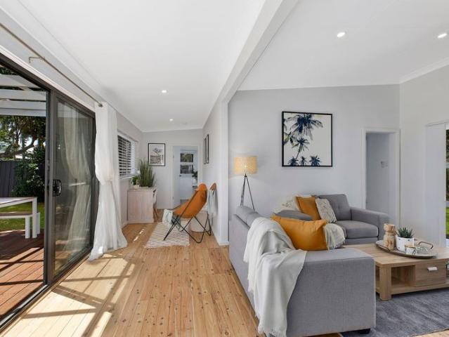 Easy Living Moments from the Waterfront