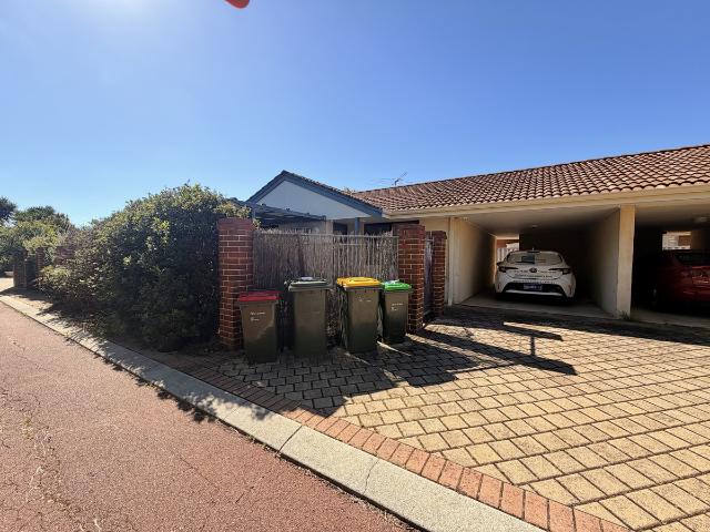 Easy Living, Perfect Location: Lock and Leave 3 Bedroom Rental