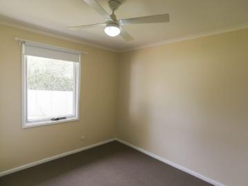 Easy Living Starts Here – Neat 3 Bedroom Home Close to Everything