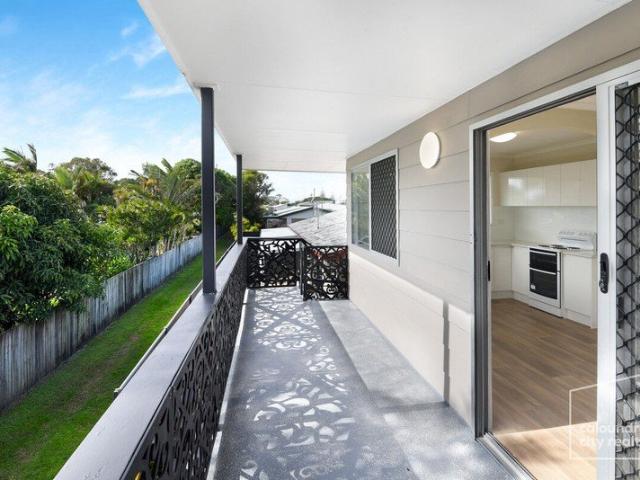 EASY LOW MAINTENANCE BEACHSIDE LIVING