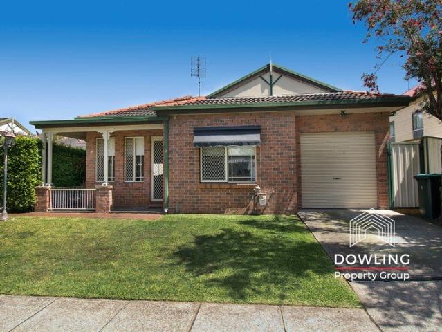Easy, Low Maintenance Living in a Freestanding Villa