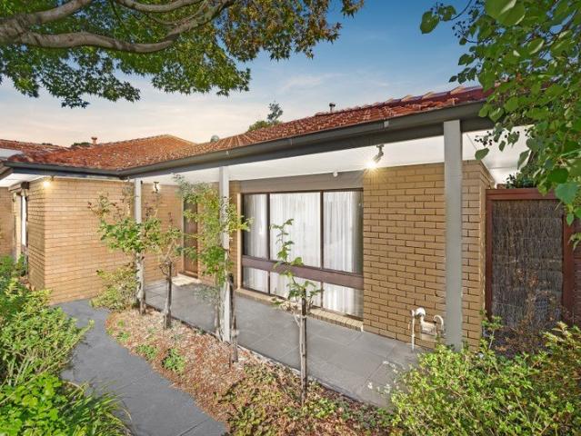 Easy, Low Maintenance Living in a Peaceful Setting