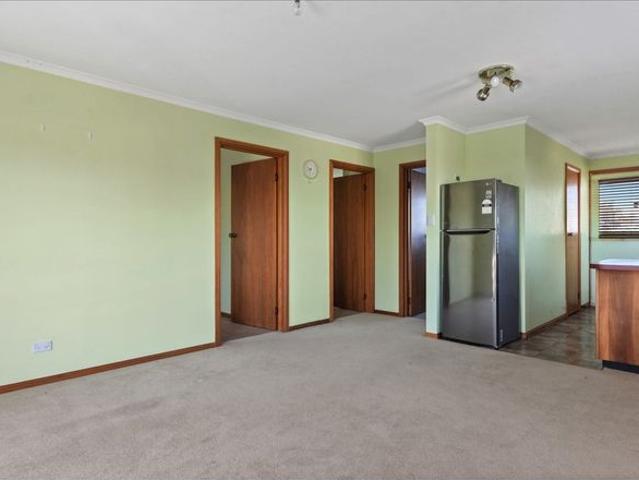 Easy, Low Maintenance Living in Summerhill
