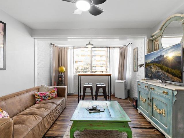 Easy riverside living Fully furnished and equipped