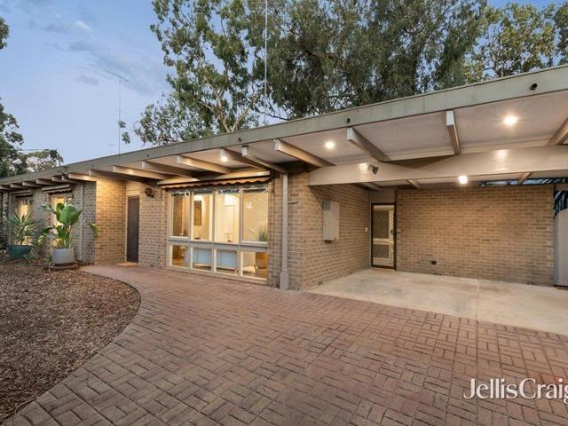 Easy Single Level Living in a Sought After Montmorency Setting
