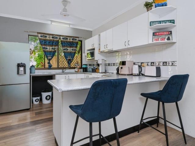 Easy, Tropical Ground Level Living