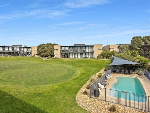 Easy Weekends, Golf and Hot Springs Close By