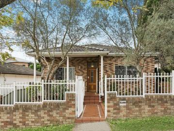 Easycare family home in prime Hurstville position