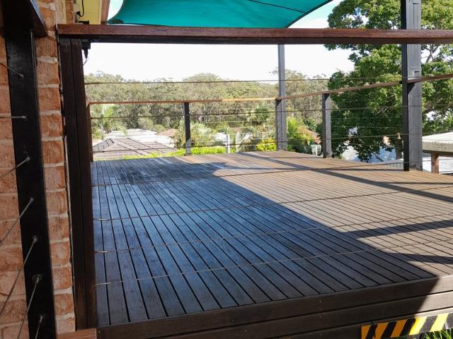 EASY/AIRY/COMFY LIVING OPEN PLAN LARGE ROOMS 3 BRMS 2 BATHRMS 2 LAUNDRIES LARGE DECK RUMPUS DBL GARAGE/CARPT LOVELY COASTAL SOUTH WEST ROCKS