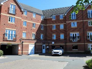 Eaton Avenue, Slough SL1, 2 bed flat to rent, £1,450 pcm | PrimeLocation