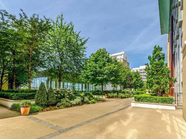 Eaton House, Canary Wharf, London E14, 1 bed flat to rent, £2,384 pcm | PrimeLocation