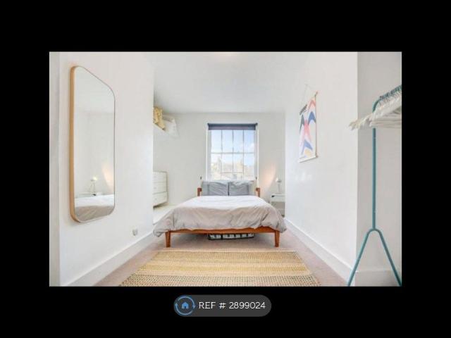 Eaton Place, Brighton BN2, 1 bed flat to rent, £1,300 pcm | PrimeLocation