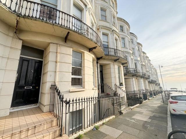 Eaton Place, Brighton BN2, Studio to rent, £895 pcm | PrimeLocation