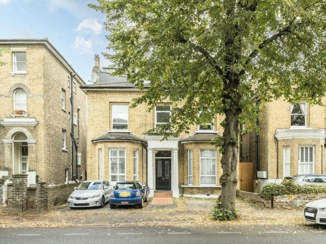 Eaton Rise, London W5 2 bed flat to rent £2,450 pcm £565 pw