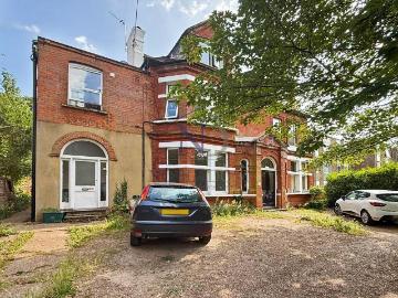 Eaton Road, Sutton, SM2 2 bed flat to rent £1,850 pcm £427 pw