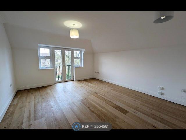 Eaton Road, Sutton SM2, 2 bed flat to rent, £1,795 pcm | PrimeLocation