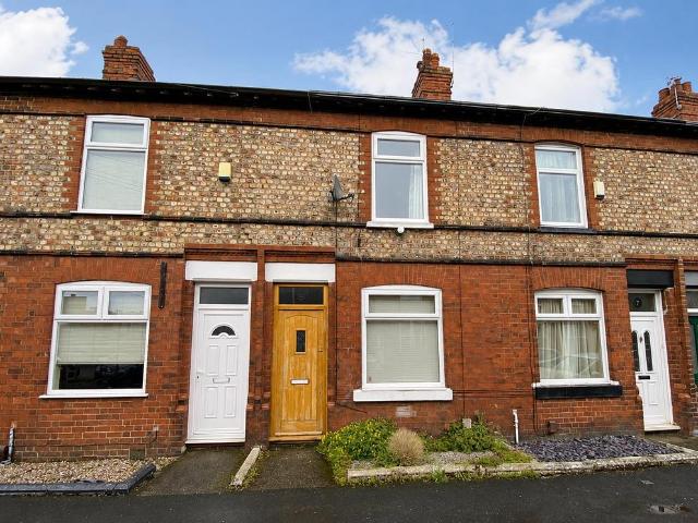 Eaton Road, Sale 3 bed terraced house to rent £1,500 pcm £346 pw
