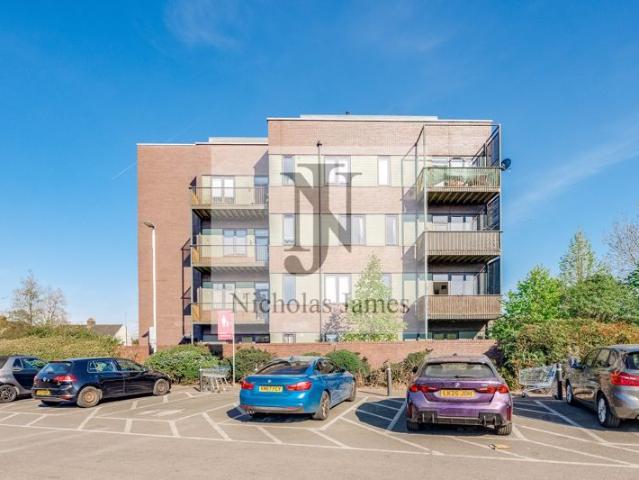 Eaton Road, Wenlock House Enfield EN1, 2 bed flat to rent, £1,850 pcm | PrimeLocation