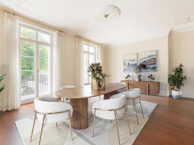 Eaton Square, London SW1W 4 bed flat to rent £16,250 pcm £3,750 pw