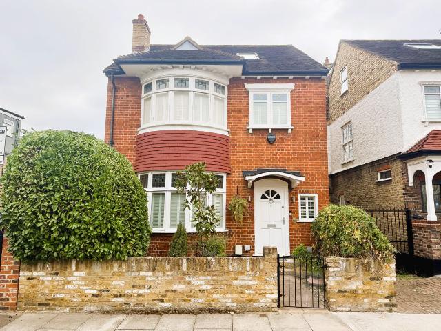 Eatonville Villas, Tooting Bec, London SW17, 4 bed detached house to rent, £4,800 pcm | PrimeLocation