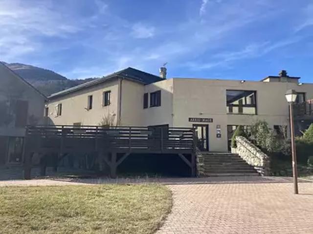 Eaux Bonnes 64440 Achat / Vente appartement 2 pièces t2 piscine