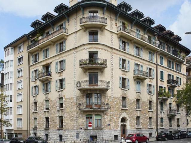 EAUX VIVES Rue de Montchoisy 49 49m2