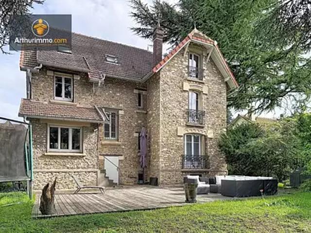 Eaubonne 95600 Achat / Vente maison 9 pièces t9