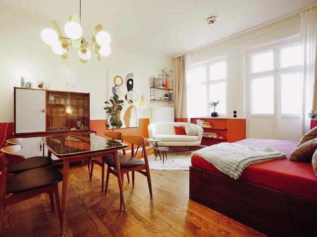 EBONY schönes 2 Zimmer Apartment in super Lage in Friedrichshain