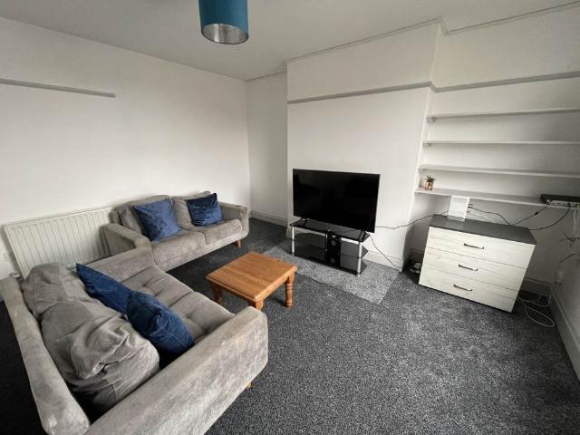 Ebor Terrace Room 5