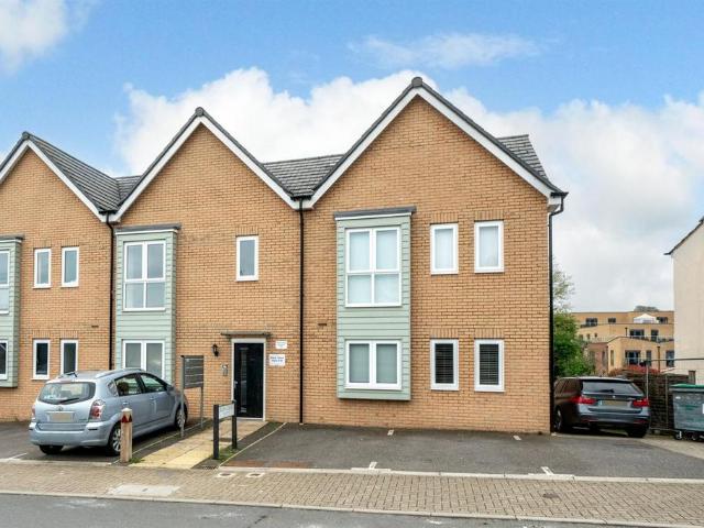 Ebberns Road, Drew Court, HP3 1 bed flat to rent £1,295 pcm £299 pw