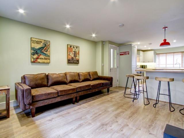 Ebberston Terrace, Leeds LS6, 7 bed terraced house to rent, £672 pppm | PrimeLocation