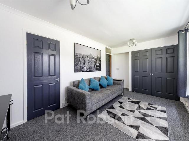 Ebchester Court, Newcastle Upon Tyne NE3 1 bed apartment to rent £650 pcm £150 pw