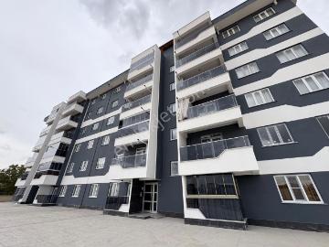 Ebeveyn Banyolu, Giyinme Odalı 3+1 Kumköprü Mh. yakında Teslim