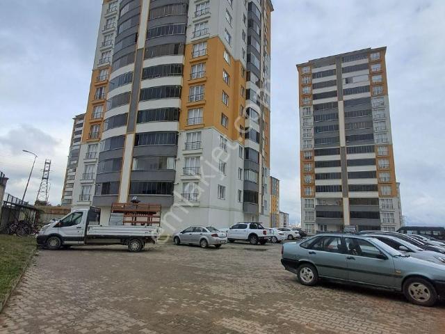 Ebeveyn Banyolu Site İçi Lüks 3+1