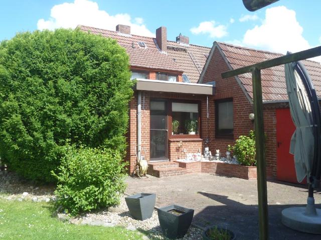 1289. Ebenerdig bewohnbare Doppelhaushälfte mit integrierter Garage und großzügigem Gartenhaus in ruhiger Lage am Rande von Wilhelmshaven/Voslapp Objekt