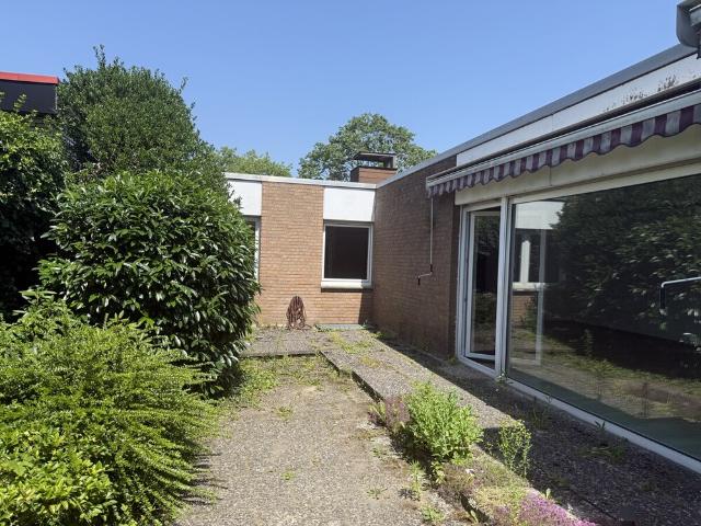 Ebenerdig und bezugsfrei: Reihen Bungalow in Kinderhaus!